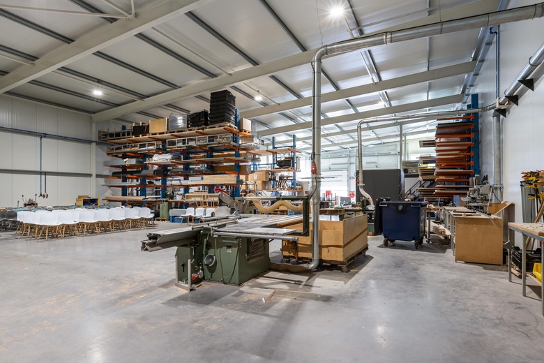 BedrijfsruimteaanDirk Verheulweg 12<br/> inWaddinxveen
