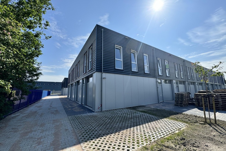 BedrijfsruimteaanPascallaan 24 P<br/> inLelystad BedrijfsruimteaanPascallaan 24 P<br/> inLelystad