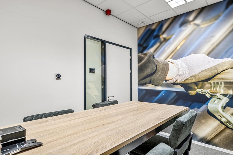 BedrijfsruimteaanRietgraaf 2 a<br/> inOosterhout