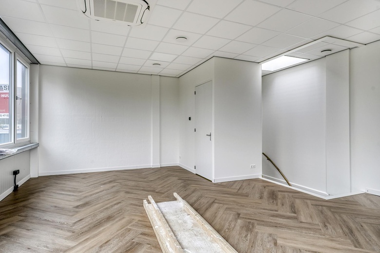 KantoorruimteaanFloris Versterlaan 60 B<br/> inLeiden