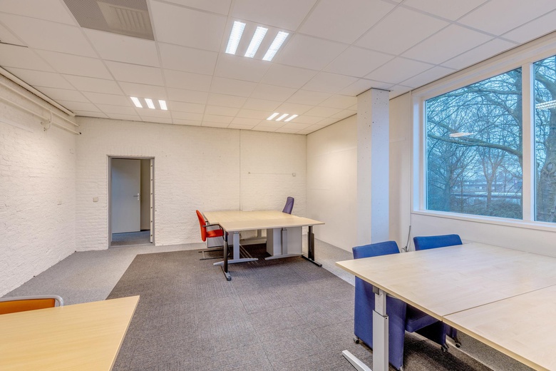 BedrijfsruimteaanLentemorgen 5<br/> inZevenaar BedrijfsruimteaanLentemorgen 5<br/> inZevenaar