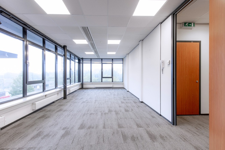 KantoorruimteaanEdisonweg 10<br/> inAlblasserdam