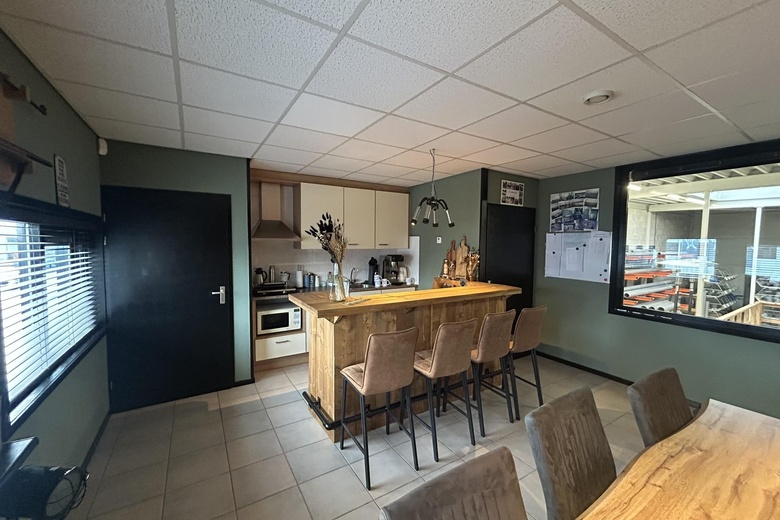 BedrijfsruimteaanLeehove 26<br/> inDe Lier