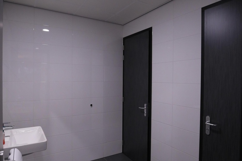 WinkelruimteaanMijlweg 83<br/> inDordrecht WinkelruimteaanMijlweg 83<br/> inDordrecht