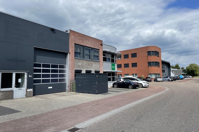 BedrijfsruimteaanBezembinder 8 a<br/> inNijkerk