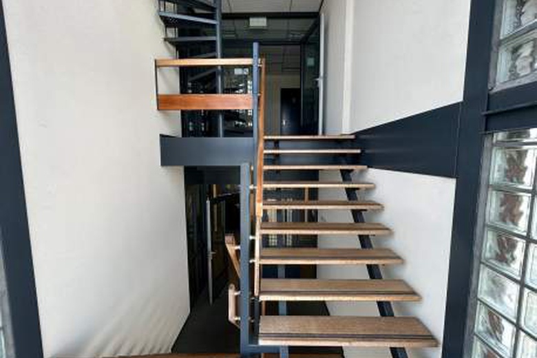 KantoorruimteaanZuideinde 49 2e etage<br/> inBarendrecht KantoorruimteaanZuideinde 49 2e etage<br/> inBarendrecht