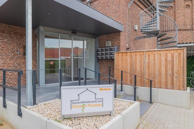 Bekijk foto 2 van Oranjelaan 96 B