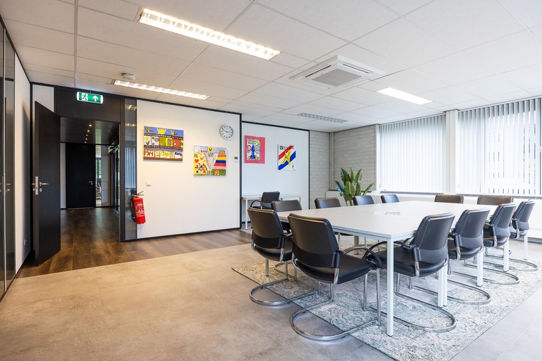 BedrijfsruimteaanVennestraat 11 B<br/> inLisse