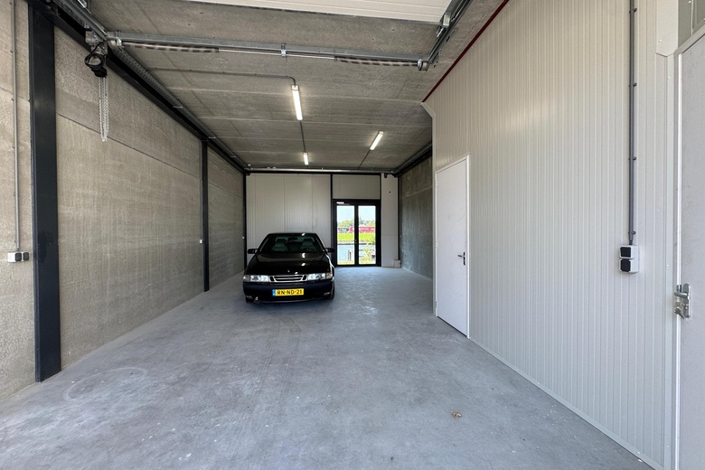 BedrijfsruimteaanRieteweg 64<br/> inZwolle BedrijfsruimteaanRieteweg 64<br/> inZwolle