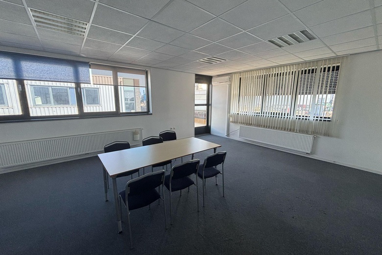 KantoorruimteaanSiloweg 642<br/> inDen Bosch KantoorruimteaanSiloweg 642<br/> inDen Bosch