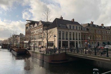 Bekijk foto 2 van Toussaintkade 1