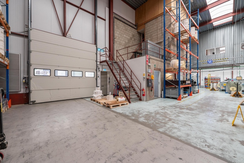 BedrijfsruimteaanStoutenburgerweg 15<br/> inTerschuur