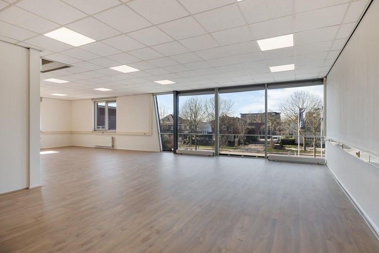 KantoorruimteaanJaap Bijzerweg 11<br/> inWoerden KantoorruimteaanJaap Bijzerweg 11<br/> inWoerden