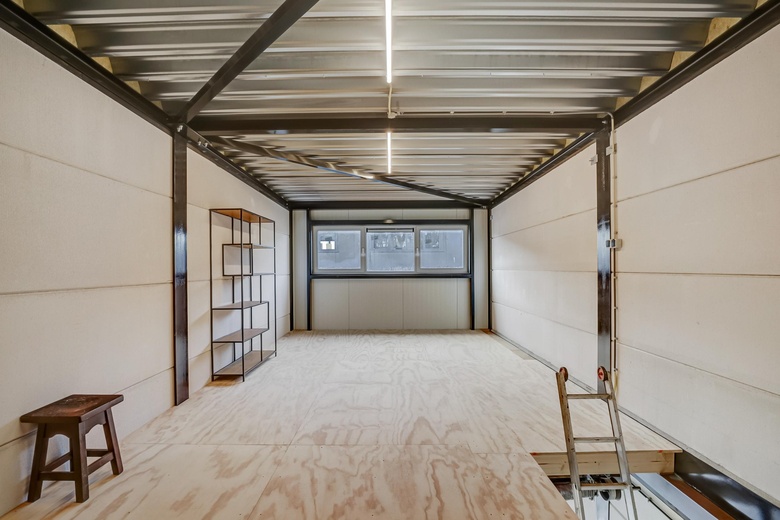 BedrijfsruimteaanNikkelweg 297<br/> inAlphen aan den Rijn