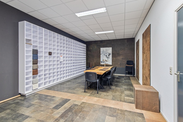 BedrijfsruimteaanZanddonkweg 6<br/> inWaalwijk BedrijfsruimteaanZanddonkweg 6<br/> inWaalwijk