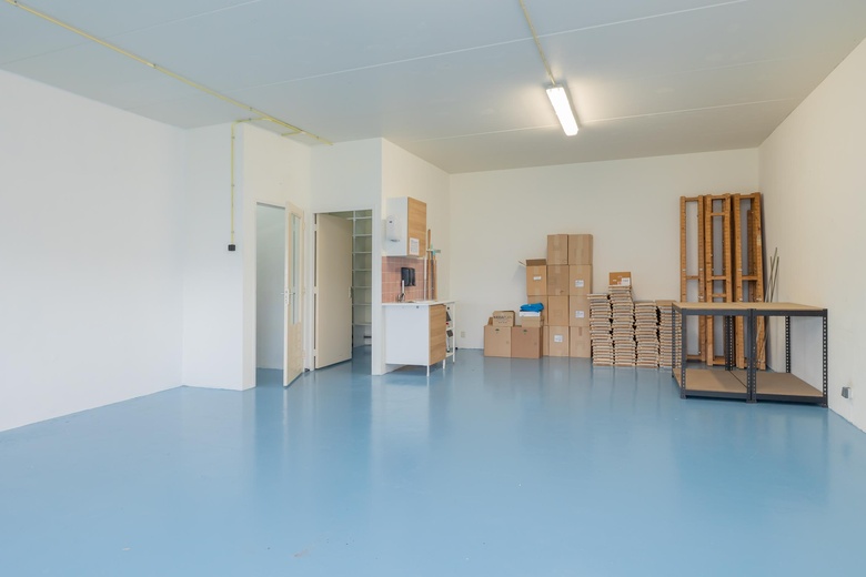 BedrijfsruimteaanDe Roysloot 12 F<br/> inRijnsburg