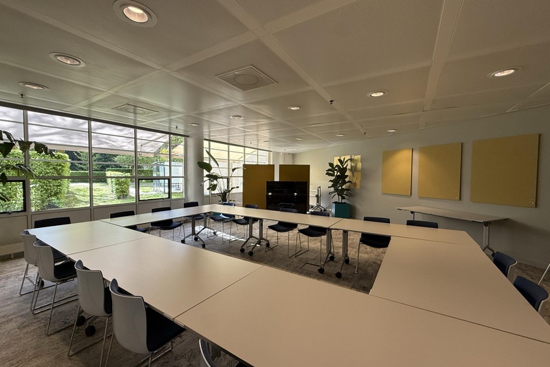 Kantoorruimteaan's-Gravelandseweg 80<br/> inHilversum
