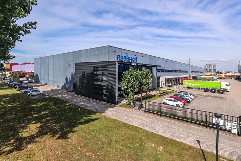 BedrijfsruimteaanShannonweg 82<br/> inBotlek Rotterdam