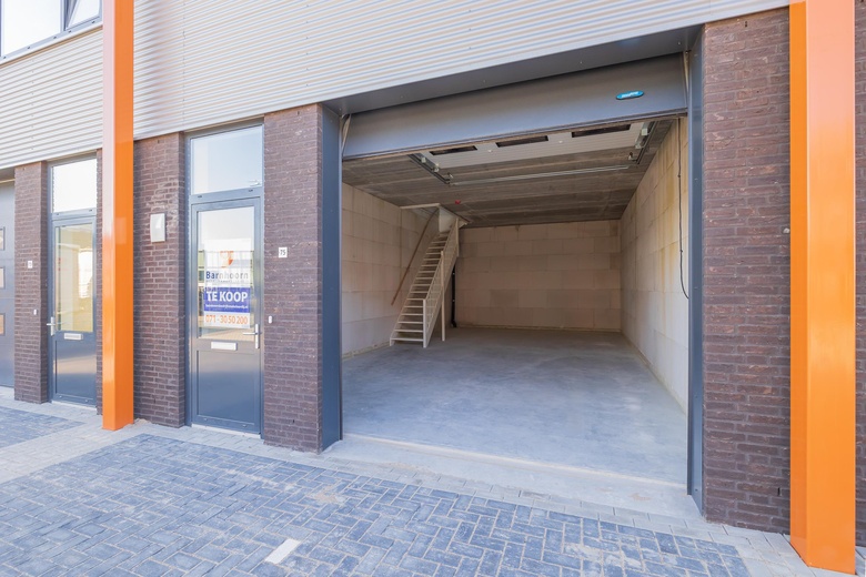 BedrijfsruimteaanCilinderweg 75<br/> inRoelofarendsveen