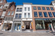 Bekijk foto 1 van eenheid 1 aan de Markt 67 in Den Bosch