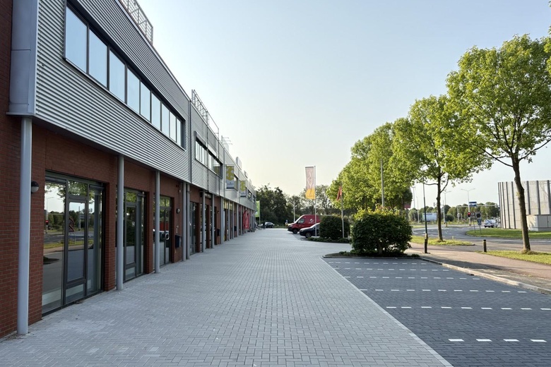 BedrijfsruimteaanHoofdveste 20 - 22<br/> inHouten