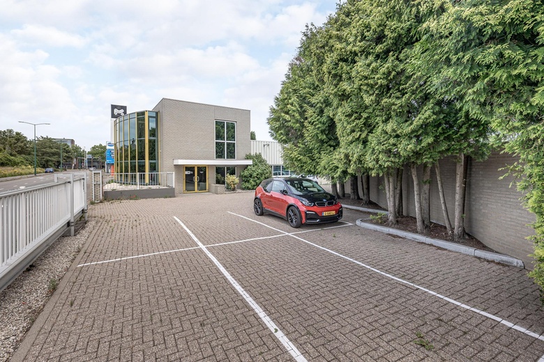 BedrijfsruimteaanBayeuxlaan 9<br/> inEindhoven BedrijfsruimteaanBayeuxlaan 9<br/> inEindhoven
