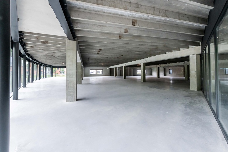 WinkelruimteaanMijlweg 83<br/> inDordrecht WinkelruimteaanMijlweg 83<br/> inDordrecht