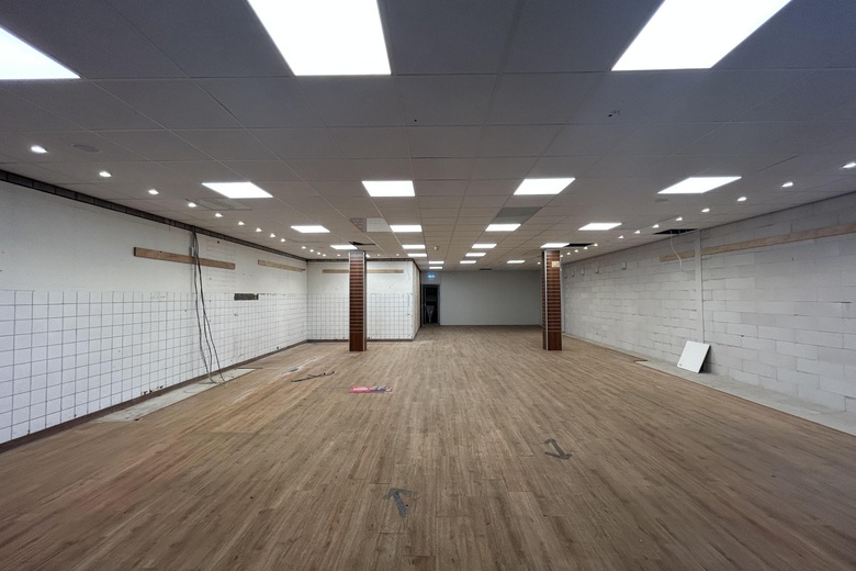 WinkelruimteaanRaadhuisplein 68 - 70<br/> inRozenburg