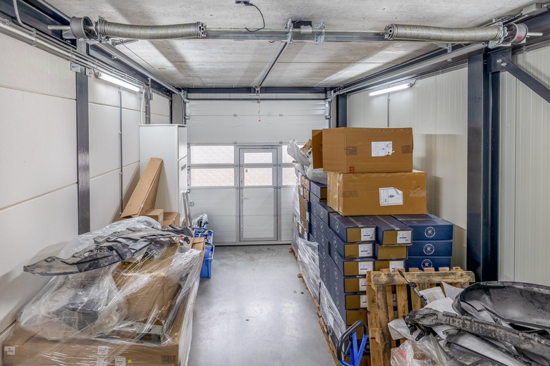 BedrijfsruimteaanNikkelweg 225<br/> inAlphen aan den Rijn