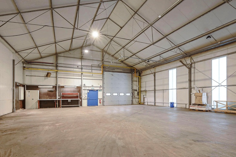 BedrijfsruimteaanPoelweg 12<br/> inDe Kwakel