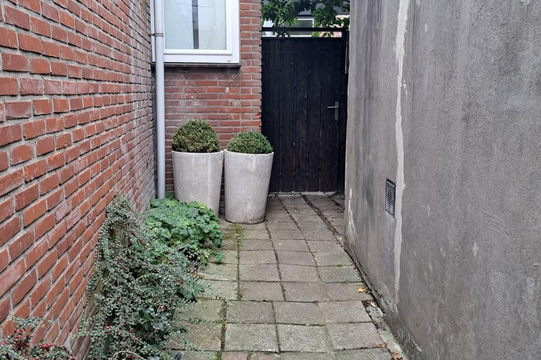 WinkelruimteaanGentsevaartstraat 33<br/> inAxel