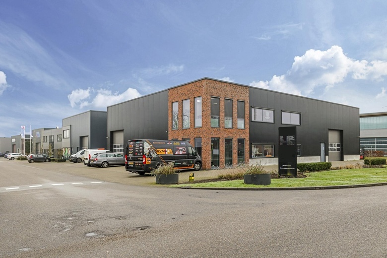 BedrijfsruimteaanWinkelsweg 2 C<br/> inHengelo BedrijfsruimteaanWinkelsweg 2 C<br/> inHengelo
