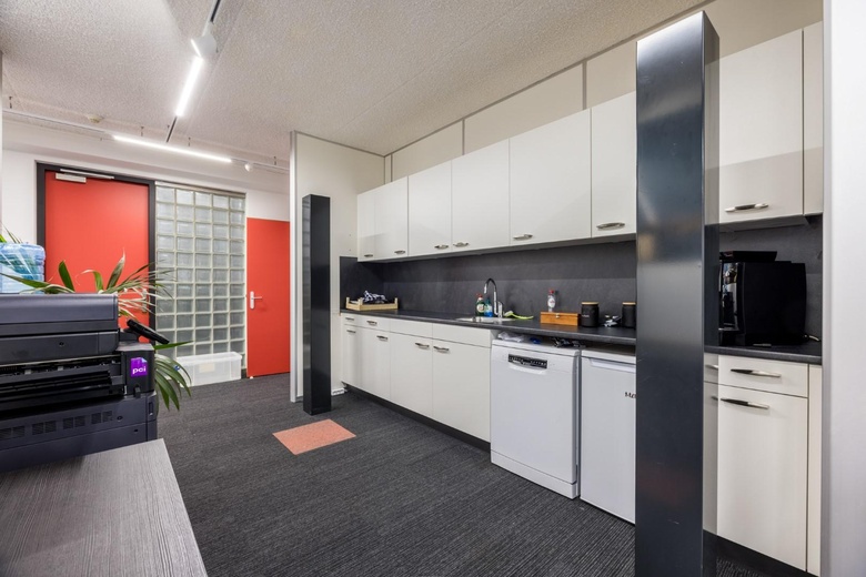 KantoorruimteaanDriemanssteeweg 200<br/> inRotterdam KantoorruimteaanDriemanssteeweg 200<br/> inRotterdam