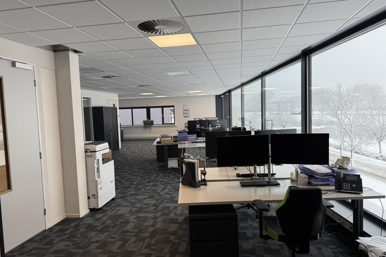 BedrijfsruimteaanGrote Esch 1170 - 1175<br/> inMoordrecht