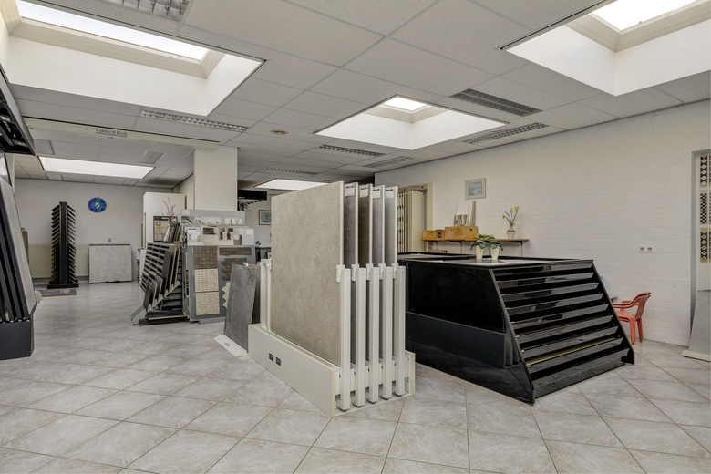 BedrijfsruimteaanFerdinand Bolstraat 24 a<br/> inDeurne