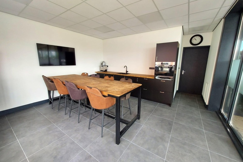 BedrijfsruimteaanVoorling 100<br/> inDe Kwakel