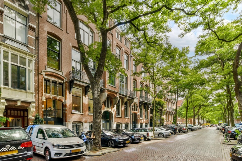 KantoorruimteaanJan Luijkenstraat 92 A<br/> inAmsterdam