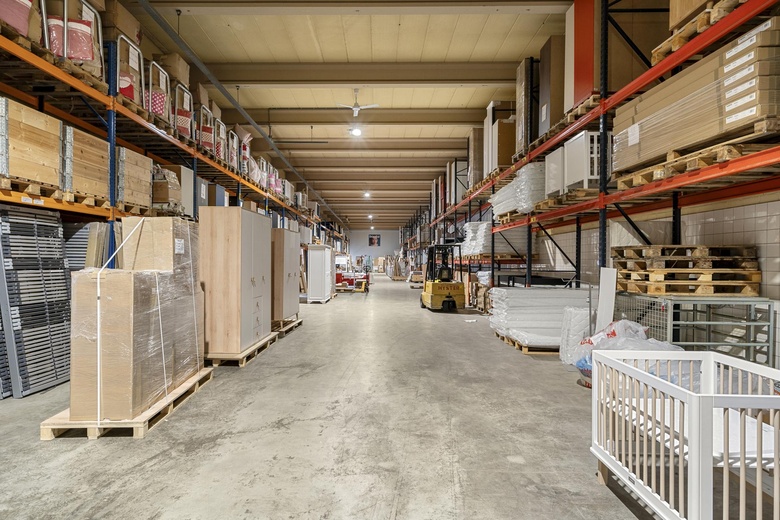 BedrijfsruimteaanIndustrieweg Oost 7<br/> inElst