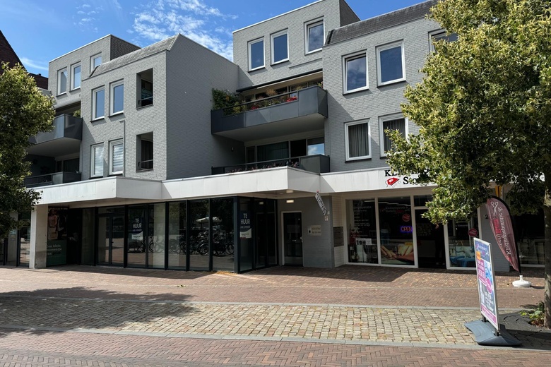 Bekijk foto 1 van Hoofdstraat 2 Bekijk foto 1 van Hoofdstraat 2