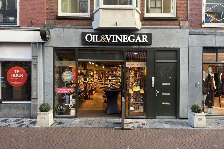 Bekijk foto 1 van Haarlemmerstraat 79