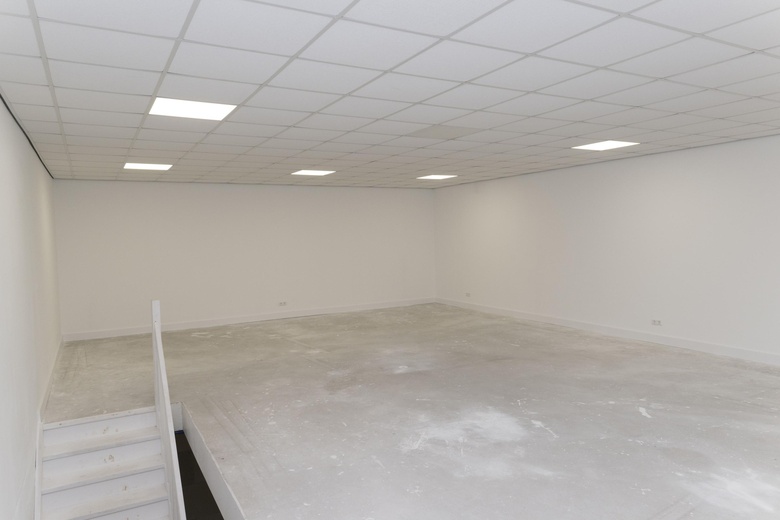 BedrijfsruimteaanZonnehorst 13 f<br/> inZutphen