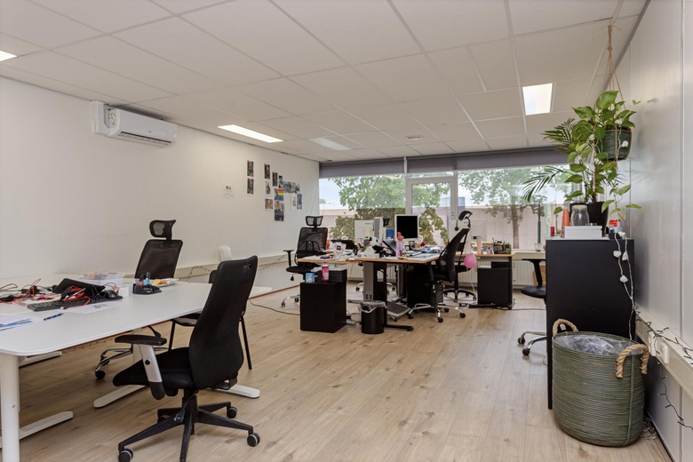 KantoorruimteaanIndustrieweg 33 - 40<br/> inIJsselstein KantoorruimteaanIndustrieweg 33 - 40<br/> inIJsselstein