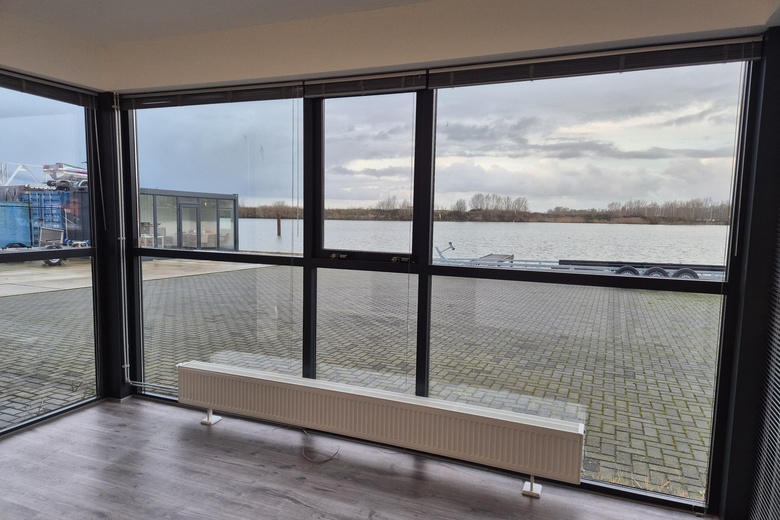 BedrijfsruimteaanDe Schelphoek 102<br/> inHoorn