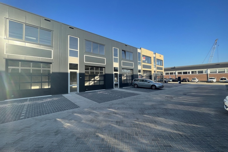 BedrijfsruimteaanLelystraat 70 d<br/> inSliedrecht