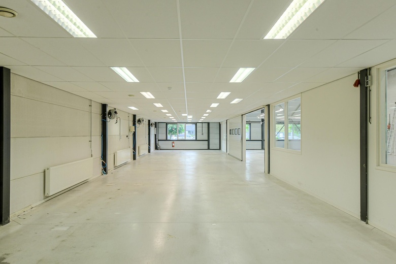 BedrijfsruimteaanVan de Reijtstraat 102<br/> inBreda BedrijfsruimteaanVan de Reijtstraat 102<br/> inBreda