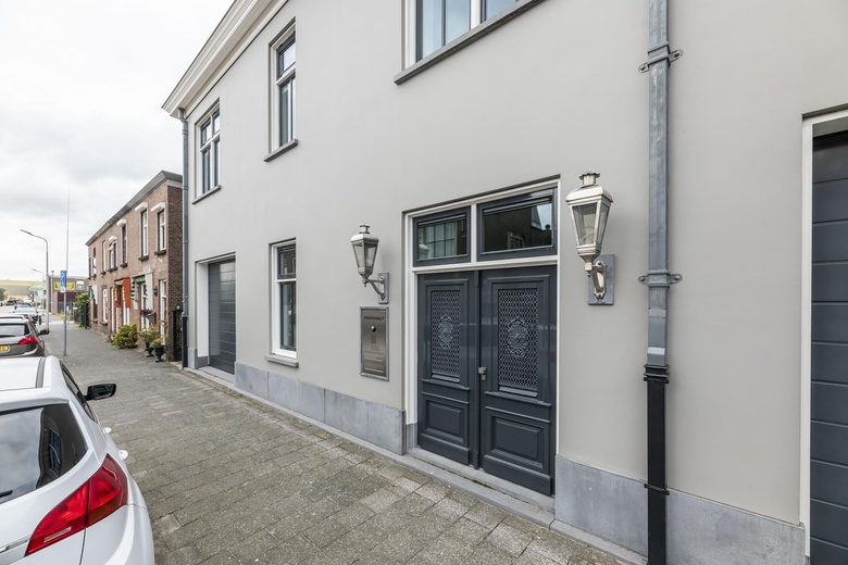 BedrijfsruimteaanIndustrieweg 1<br/> inSliedrecht BedrijfsruimteaanIndustrieweg 1<br/> inSliedrecht