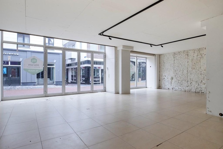 WinkelruimteaanVoorstraat 21<br/> inWoerden WinkelruimteaanVoorstraat 21<br/> inWoerden