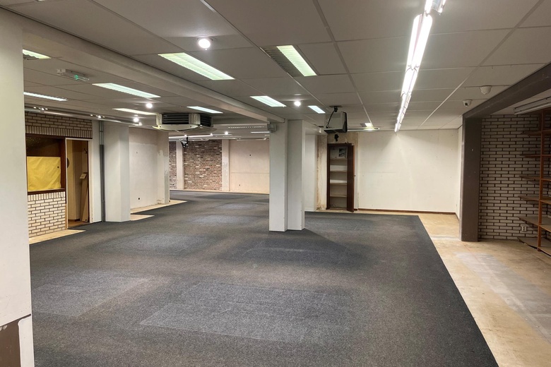 WinkelruimteaanLimbrichterstraat 15<br/> inSittard WinkelruimteaanLimbrichterstraat 15<br/> inSittard