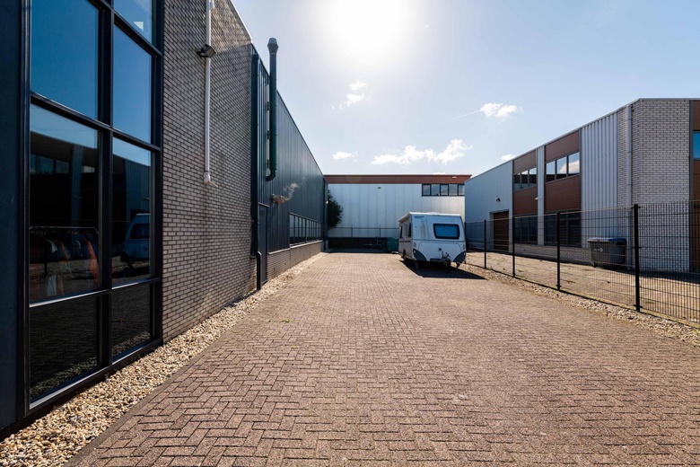 BedrijfsruimteaanDaltonweg 7<br/> inHellevoetsluis