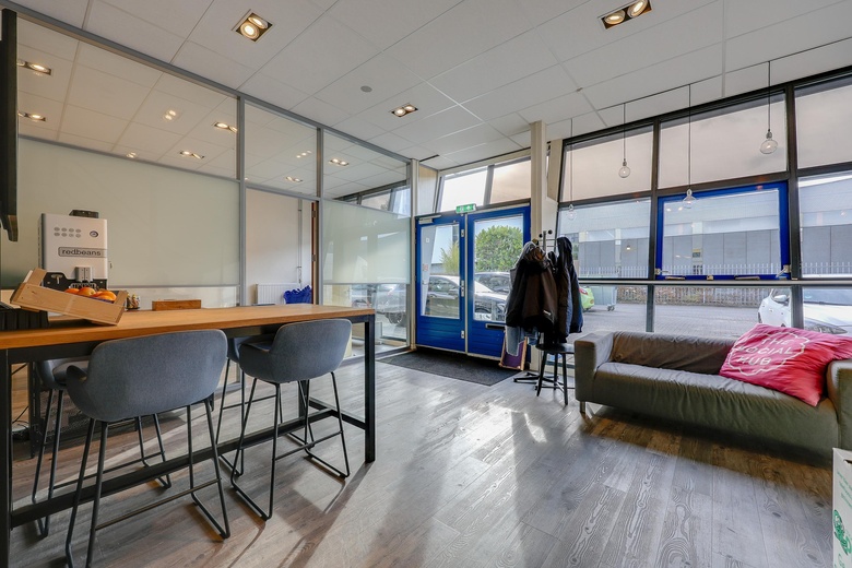 BedrijfsruimteaanAntennestraat 66<br/> inAlmere